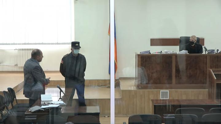 Նախագահ Ռոբերտ Քոչարյանը ներկա չէ դատական նիստին. դատական նիստը հետաձգվեց