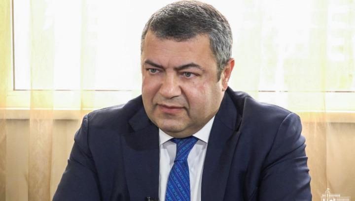 Ձեռնպահ մնալ ակումբներ միայնակ կամ փոքր խմբով այցելելուց․ Ուկրաինայում ՀՀ դեսպան