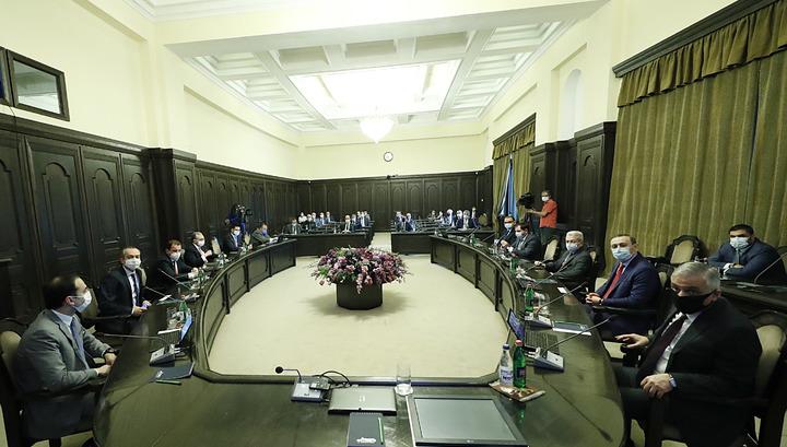 Ավինյան, Թորոսյան, ԱԱԾ տնօրեն․ Փաշինյանի սեղանին դիմումներ կան․ «Հրապարակ»