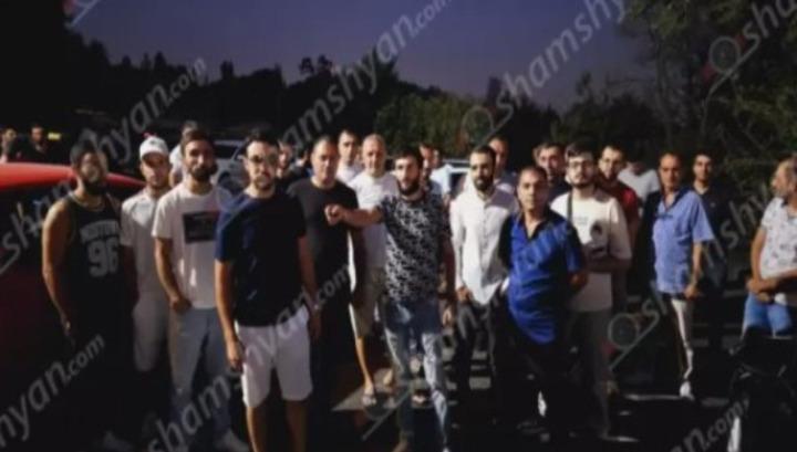 Վրացական համարանիշներով մեքենա վարող 300-ից ավելի քաղաքացի ակցիա են անում