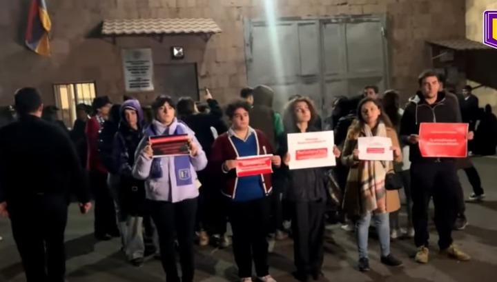 ՈՒՂԻՂ․ Բողոքի ակցիա՝ ի պաշտպանություն ապօրինի ձերբակալված 9 քաղաքացիների