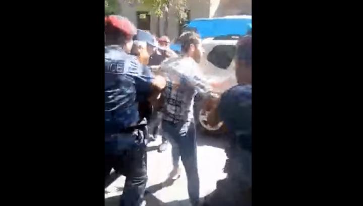 Ոստիկանական զորքերն անհիմն կերպով բերման են ենթարկել դաշնակցական երիտասարդներին. ՀՅԴ «Նիկոլ Աղբալյան» ուսանողական  միություն