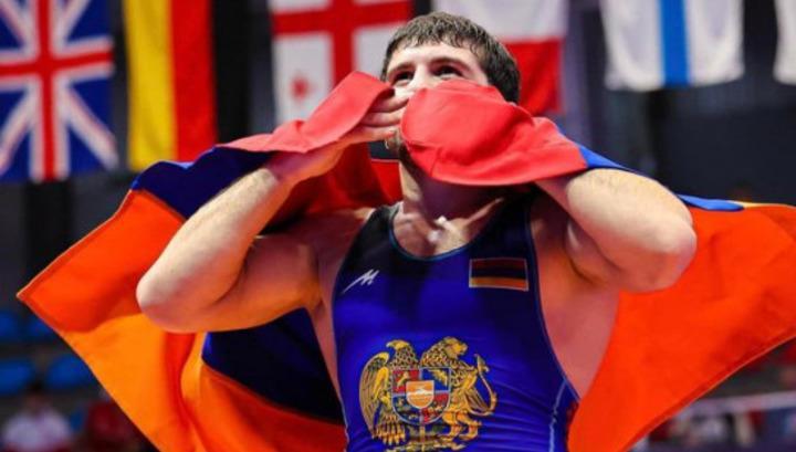 Մալխաս Ամոյանը 7։0 հաշվով հաղթեց թուրք մրցակցին