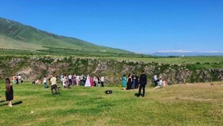 Հոգևոր հովիվը հերքում է. Այսօր նշյալ ժամին Սաղմոսավանքում հարսանիք չի կատարվել