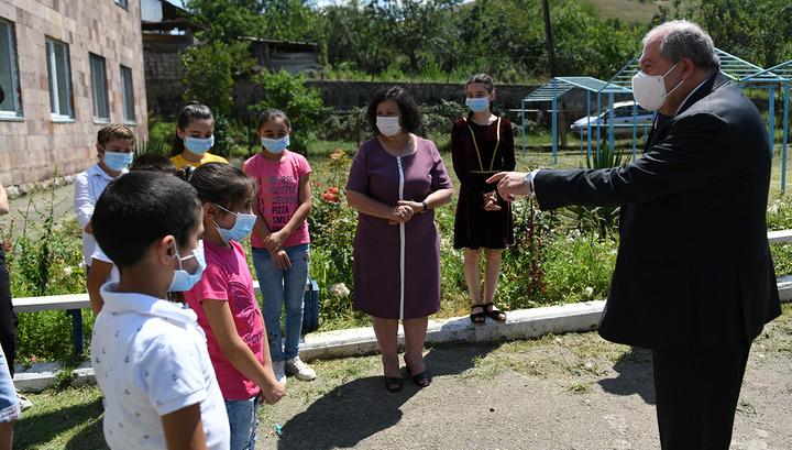 Այստեղ դրախտ է, մարդիկ դրախտում են ապրում. Նախագահը՝ Չինարիում