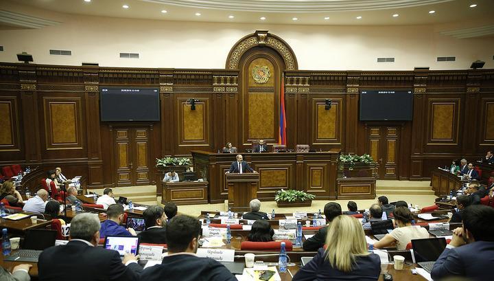 ԱԺ-կառավարություն հարցուպատասխան․ Խորհրդարանում է նաև Փաշինյանը