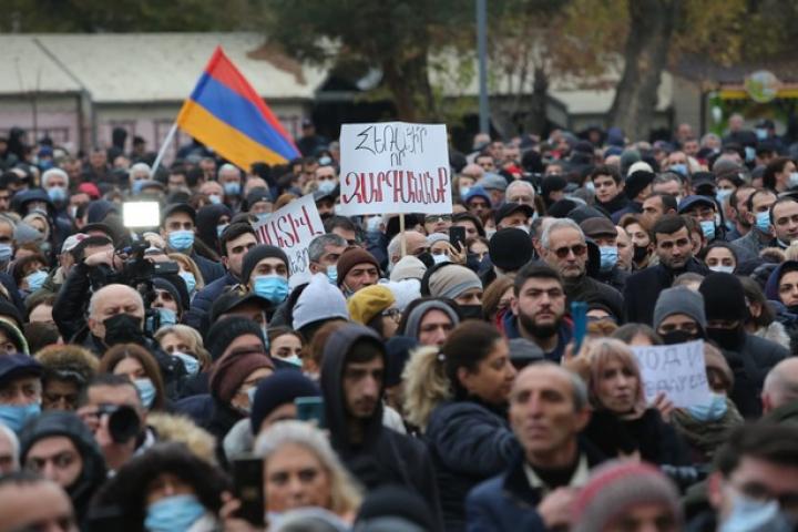 Առաջնային անհրաժեշտություն կա պատասխանել դասական երկու հարցերին