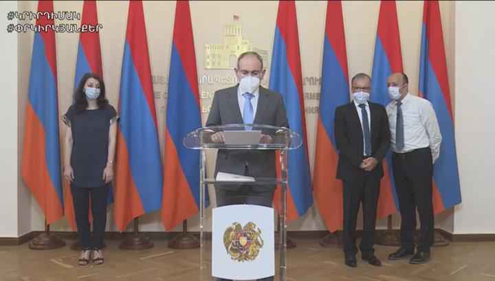 Վարչապետի, ԱՆ աշխատակցի և պրոֆեսորի ճեպազրույցը․ ՈւՂԻՂ