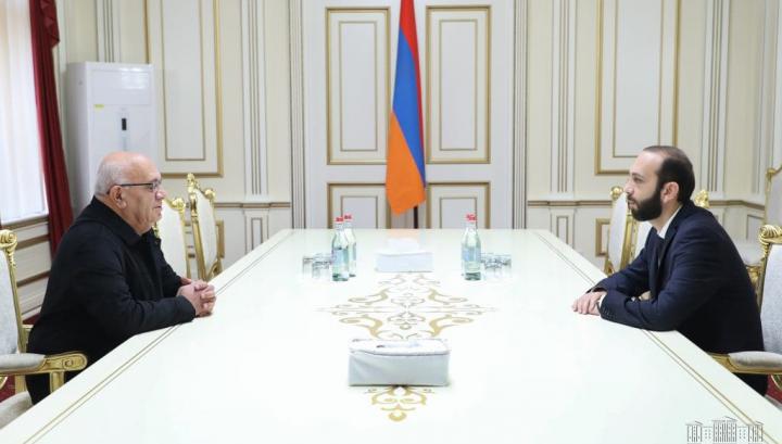 Երկու թուրքի շուն` երկուսն էլ մի «բոյի». Հովհաննես Հարությունյան