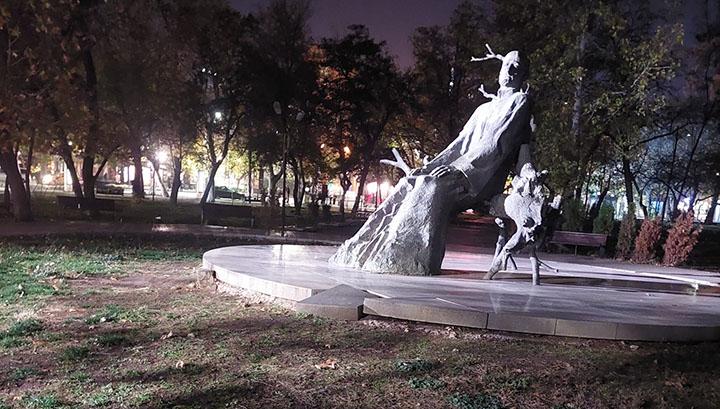 «Քաղաքային իշխանության» դեմքը սա է՝ արձանի անբարեկարգ պատվանդանը. Արշակ Սարգսյան