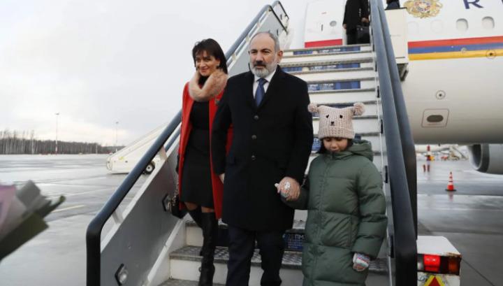 Ովքեր են պետբյուջեի հաշվին Նիկոլ Փաշինյանի հետ մեկնել Սանկտ-Պետերբուրգ․ «Ժողովուրդ»