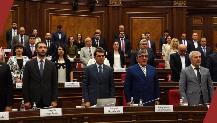 Քանի մասից է կազմված «Քաղաքացիական պայմանագիրը»․  7or.am