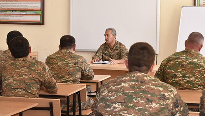 Խորհրդակցություն՝ հետպատերազմյան իրավիճակում զինծառայողների բարոյահոգեբանական վիճակի մասին