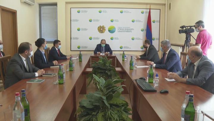 Նիկոլ Փաշինյանը ներկայացրել է Շրջակա միջավայրի նոր նախարար Ռոմանոս Պետրոսյանին