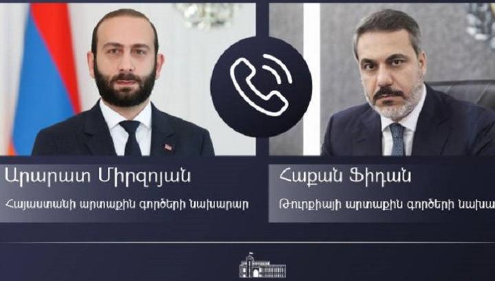 Հիմա էլ Արարատ Միրզոյանն է շնորհավորել թուրք գործընկերոջը