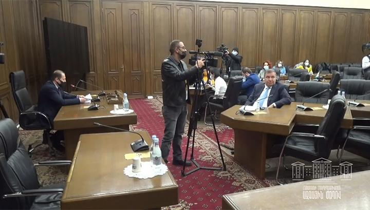 Որքանո՞վ էր կորոնավիրուսի դեմ պայքարը արդյունավետ․ հանձնաժողովի նիստը․ ուղիղ