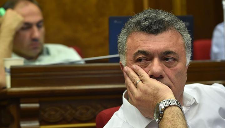 Ոչ միայն կապիոտուլյանտ է և հողատու, այլ նաև՝ պրոֆեսիոնալ ստախոս ու դեմագոգ. Ռուբեն Հակոբյան