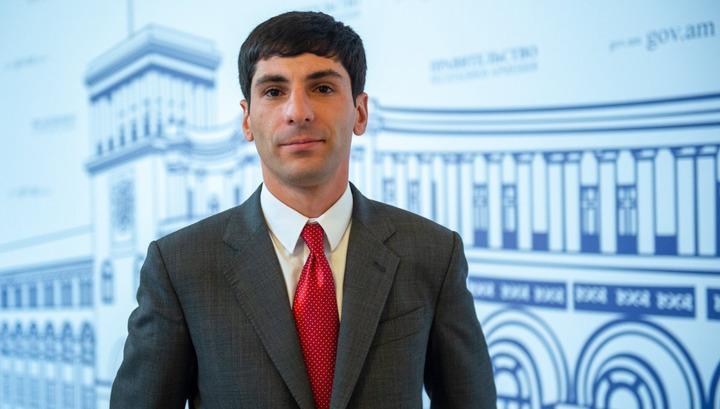 Գարիկ Սարգսյանը մի պաշտոնը մի քանի հոգու է խոստանում․ «Հրապարակ»