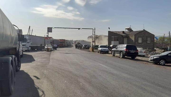 Բեռնատարների վարորդները բացել են Սիսիանի ճանապարհը