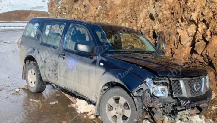 ԵՄ դիտորդական առաքելության անդամները Սյունիքում վթարի են ենթարկվել