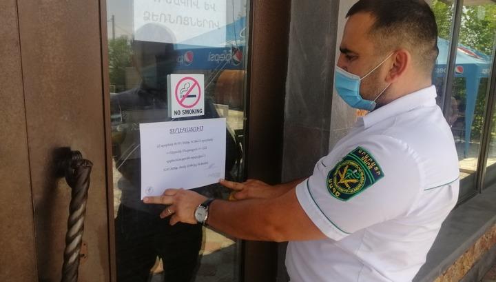 24-ժամյա կասեցումներ՝ «Սպայկա»-ի գրասենյակում և «Դեուս Էքս» ընկերությունում