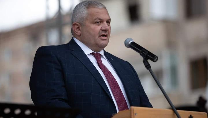 Վանաձորի համայնքապետարանի աշխատակազմը հրաժարվում է իրականացնել օրենքով սահմանված իր պարտականությունները