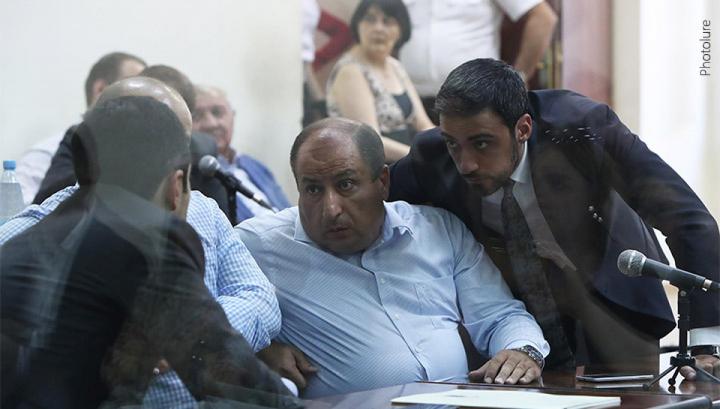 Ռոբերտ Քոչարյանի պաշտպանները պահանջում են տրամադրել «Մարտի 1-ի» մայր գործի նյութերն ամբողջական ծավալով