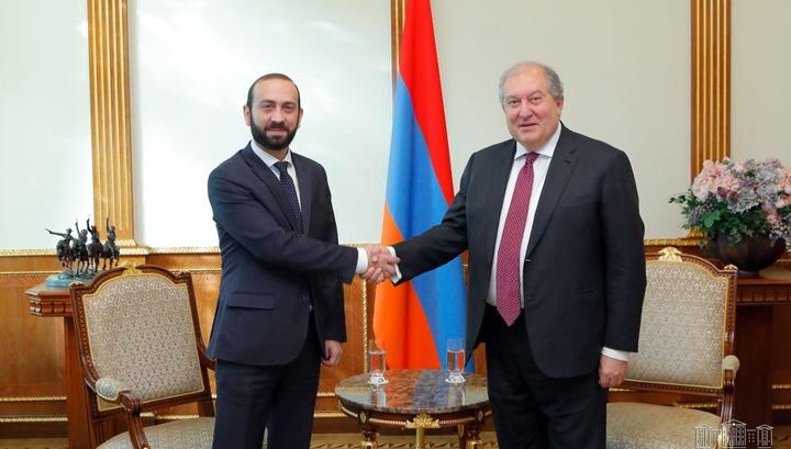 Արմեն Սարգսյանը Արարատ Միրզոյանին տեղեկացրել է՝ չի ստորագրելու ՍԴ մասին օրենքը
