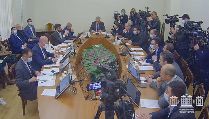 Պաշտպանության և անվտանգության հարցերի մշտական հանձնաժողովի նիստը. Ուղիղ