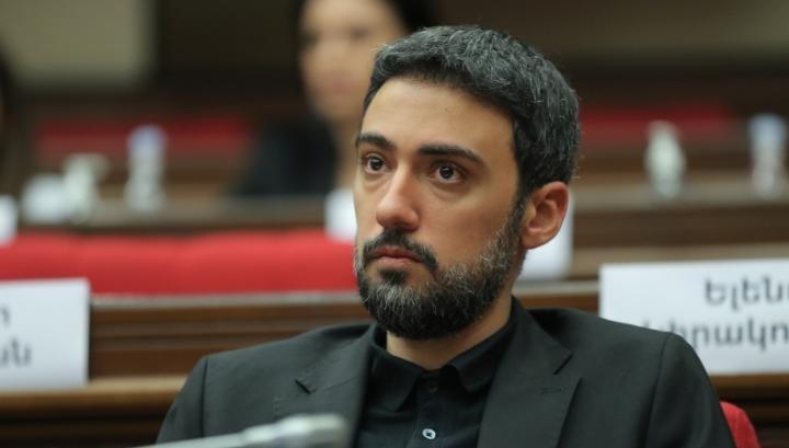 Առանց ժողովրդի մասնակցության այդ նույն անձն՝ այլևս քաղաքապետ չէ․ Արամ Վարդևանյան