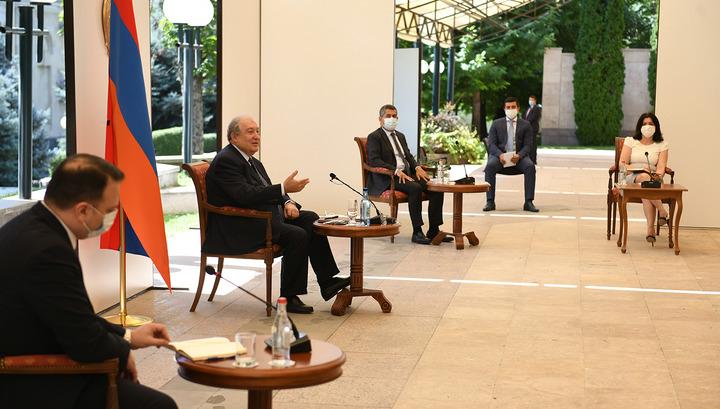 Չպետք է օրենքը հասնի ԱԺ, հետո նոր մտածենք հանրային քննարկման մասին․ Նախագահ