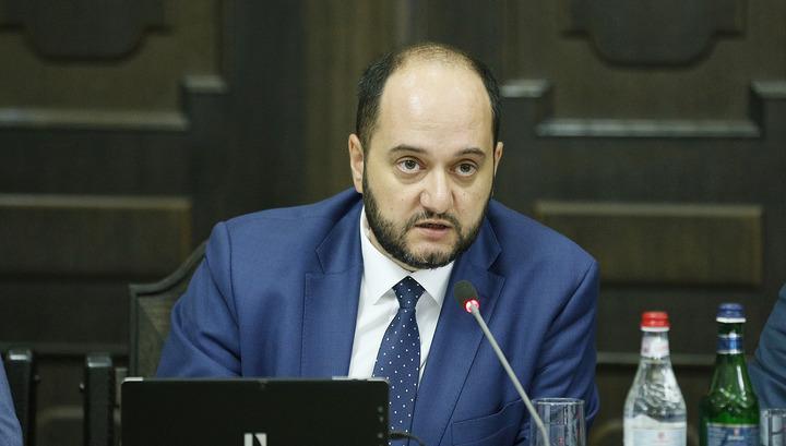 «Բոլոր հարցերը քննարկելի են», «Ես այդպիսի բան չասացի». Արայիկ Հարությունյան