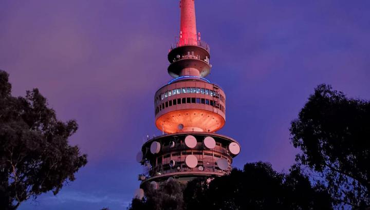 Հանրապետության տոնի առթիվ Ավստրալիայի մայրաքաղաքի հեռուստաաշտարակը լուսավորվել է ՀՀ դրոշի գույներով