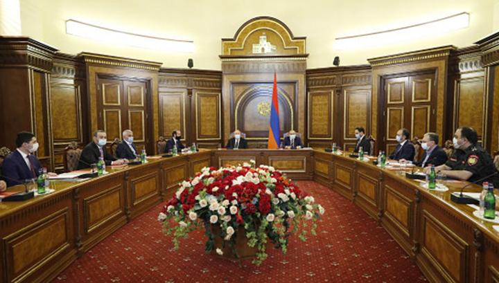 Նիկոլ Փաշինյանի գլխավորությամբ տեղի է ունեցել Անվտանգության խորհրդի արտահերթ նիստ