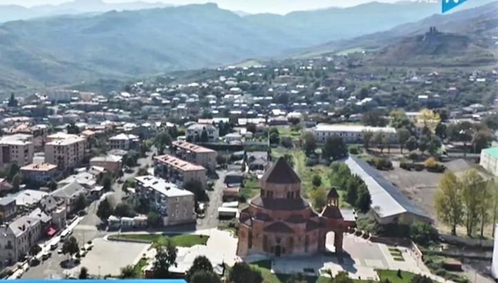 Ստեփանակերտի մայր եկեղեցու գմբեթներից հանվել են խաչերը