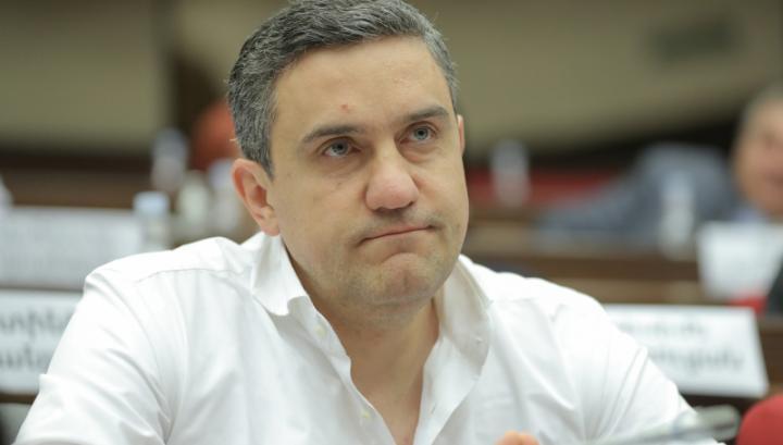 ՔՊ-ն կյանքի ու մահվան կռիվ է տալիս ԱԹՈՌԻ համար. Արթուր Ղազինյան