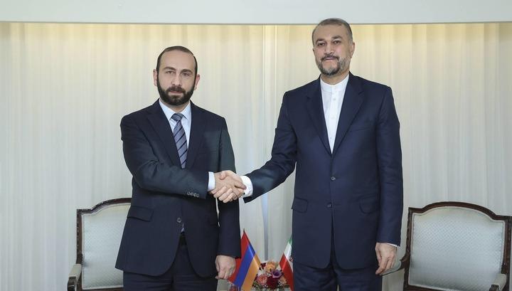 Իրանի ԱԳ նախարարը վերահաստատում է՝ անթույլատրելի են համարում տարածաշրջանում սահմանների ցանկացած փոփոխություն