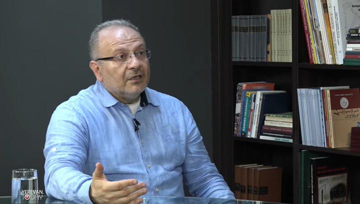 Որ ձեռ առնելու լինի, բոլոր «մտքերդ» ձեռառնելիք են․ Բագրատ Եսայանը՝ Թորոսյանին