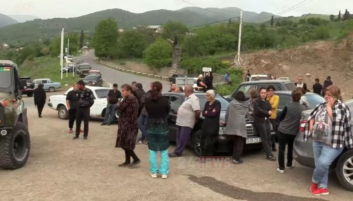 Կիրանցում կանայք արտասվում են, ոստիկանները` ծիծաղում