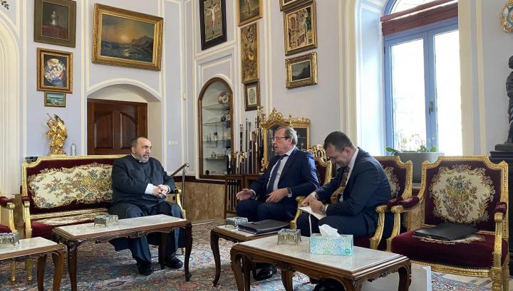 Երուսաղեմի Հայոց պատրիարքը խնդրել է, որ Վլադիմիր Պուտինի անմիջական միջնորդությամբ հնարավորինս շուտ բացվի Բերձորի միջանցքը