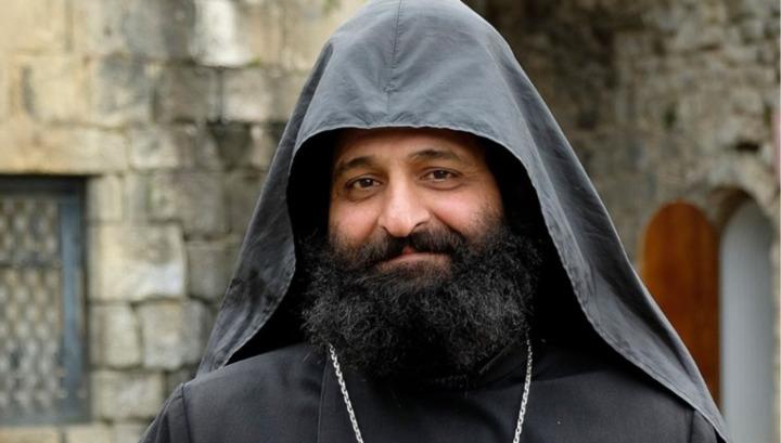 Հորդորում եմ չվերագրել ինձ այնպիսի անհամեստ հավակնություններ, որոնք պարկեշտ չեն. Հայր Միքայել