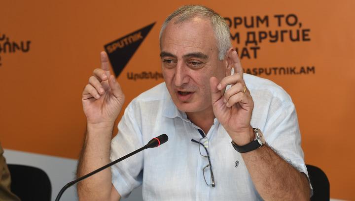 Էս անմեղսունակը բոլորին պատասխանում է՝ բացի Ալիևից․ Կարեն Քոչարյանը՝ Փաշինյանի մասին