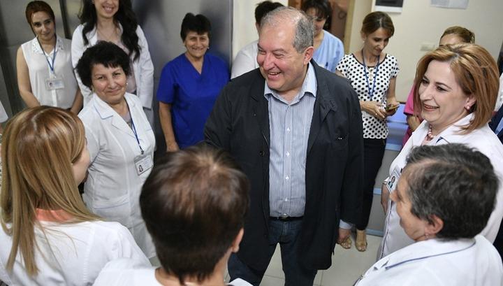 Ինչո՞վ է օգնում միլիոնատեր նախագահը կորոնավիրուսի դեմ պայքարում. «Հրապարակ»