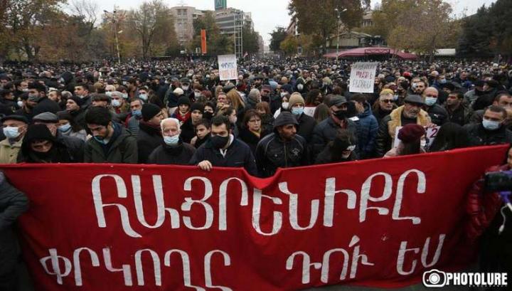 Կա՛մ մերժում ես նիկոլիզմն ու ապրիլի 5-ին հրապարակում ես, կա՛մ...