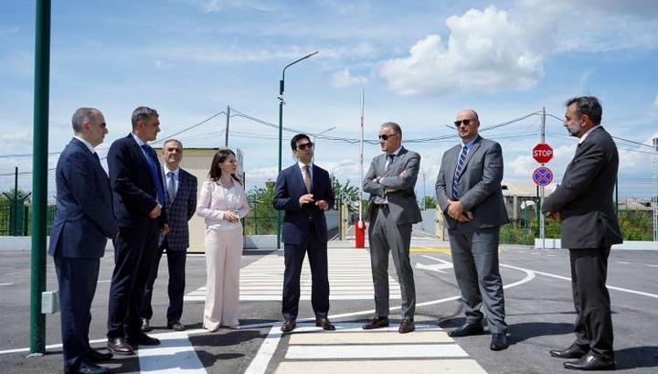 Սահմանը դեռ չի բացվել, բայց պատրաստ են բեռներ ընդունել. «Հրապարակ»