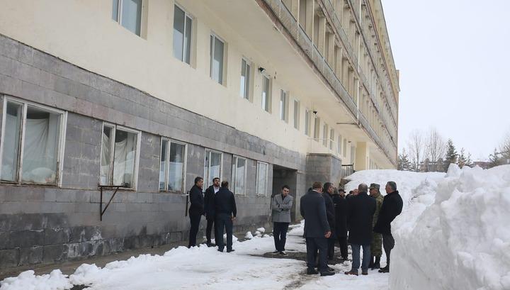 Մեծ Բրիտանիայի պատվիրակությունը այցելել է պատերազմի հետևանքով Ջերմուկի տուժած հատվածներ