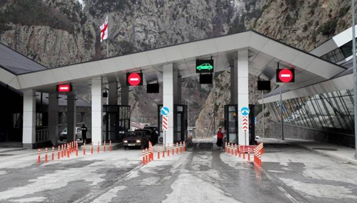 Վերին Լարսի անցակետում շահագործման են հանձնվել 15 նոր ուղիներ