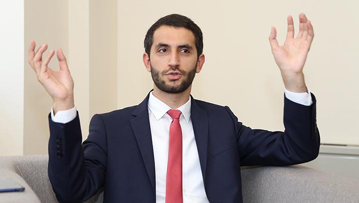 Ռուբեն Ռուբինյանը սկսել է հանդես գալ Փաշինյանին առավել նվիրված կամիկաձեի դերում. Politik.am