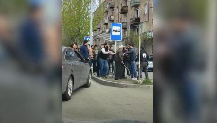 Գյումրիում տեղի ունեցած միջադեպից հետո տուժողները հայտնել են, որ երթի մասնակիցներն իրենց չեն հայհոյել, բռնություն չեն գործադրել