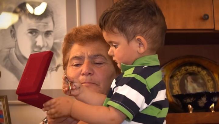 44-օրյայում անմահացած Գարիկ Դավթյանի 60-ամյա մայրը որդի է ունեցել